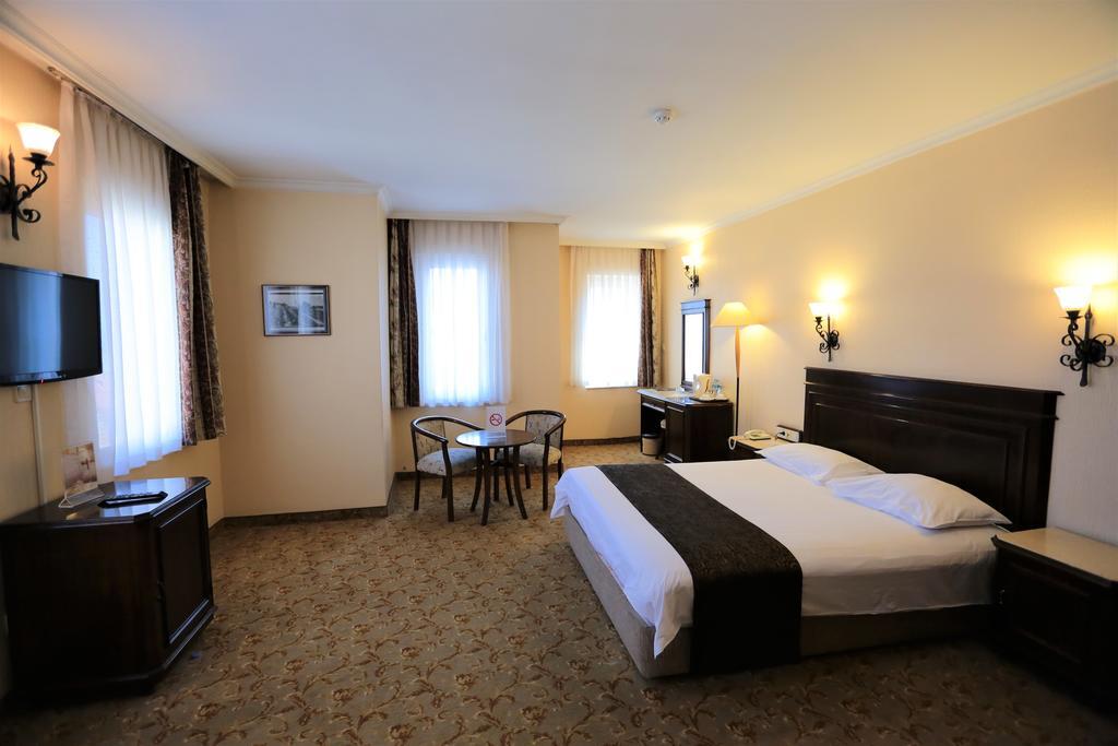 Montania Town Hotel Mudanya Bursa Esterno foto